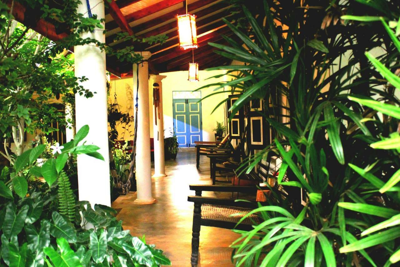 The Courtyard Villa سيغيرِيا المظهر الخارجي الصورة